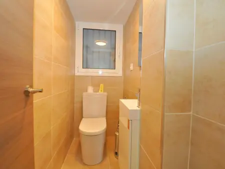 Appartement moderne à 500m de la plage avec terrasse et piscine communautaire - Photo 15