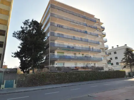 Appartement moderne à 500m de la plage avec terrasse et piscine communautaire - Photo 18