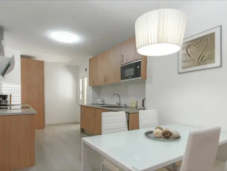 Appartement Cozy avec Piscine Commune, à 150m de la Plage, Internet + Clim - Lloret de Mar - Photo 12