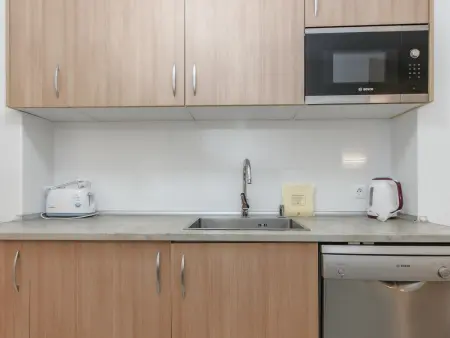 Appartement Cozy avec Piscine Commune, à 150m de la Plage, Internet + Clim - Lloret de Mar - Photo 15