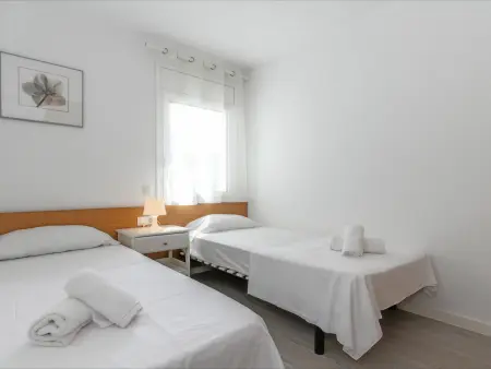 Appartement Cozy avec Piscine Commune, à 150m de la Plage, Internet + Clim - Lloret de Mar - Photo 23