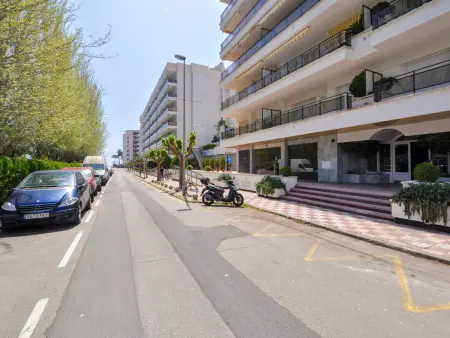 Appartement Cozy avec Piscine Commune, à 150m de la Plage, Internet + Clim - Lloret de Mar - Photo 32