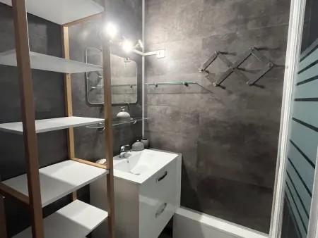 Studio cabine familial proche des pistes, parking, Villard-de-Lans - Photo 4