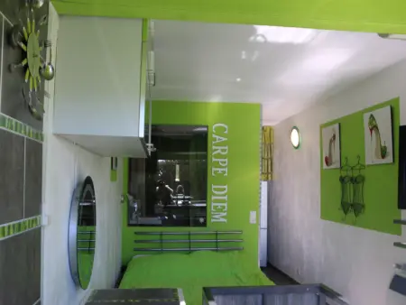 Studio climatisé avec terrasse et parking, idéal pour 2 personnes à Agde. - Photo 4