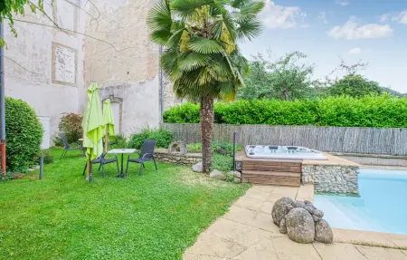 Appartement 2 personnes à Saint Jean du Bruel - Photo 1