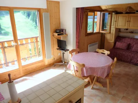 Spacieux 3 pièces avec balcon, parking et coin montagne - Photo 1