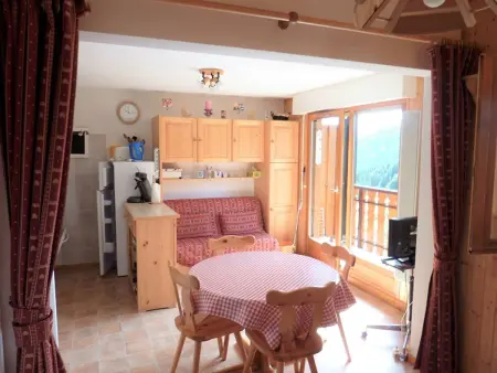 Spacieux 3 pièces avec balcon, parking et coin montagne - Photo 7