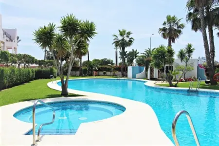 Apartamento 1º con terraza, Villa à Almería avec vue imprenable sur la campagne - Photo 7
