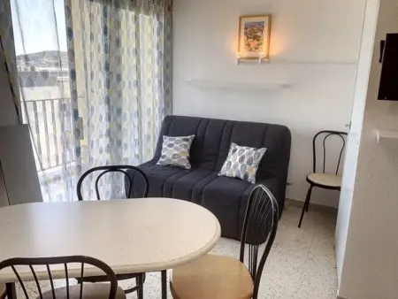 Appartement 18m² proche des Thermes, animaux admis, balcon - Photo 1