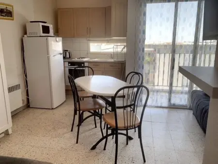 Appartement 18m² proche des Thermes, animaux admis, balcon - Photo 3