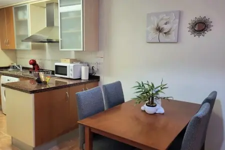 Bajo con terraza y acceso directo a piscina comunitaria, Appartement à Vera Playa près de la plage - Photo 12