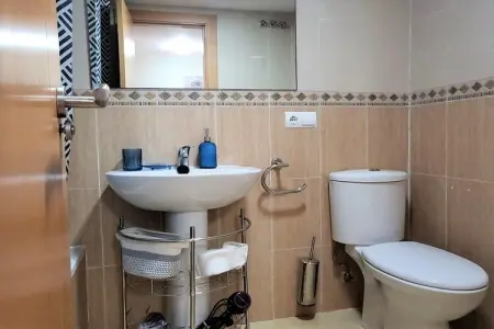 Bajo con terraza y acceso directo a piscina comunitaria, Appartement à Vera Playa près de la plage - Photo 22