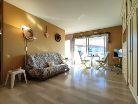 Studio pour 4 avec Terrasse ensoleillée, Parking privatif, à 250m des plages à Antibes - Photo 1