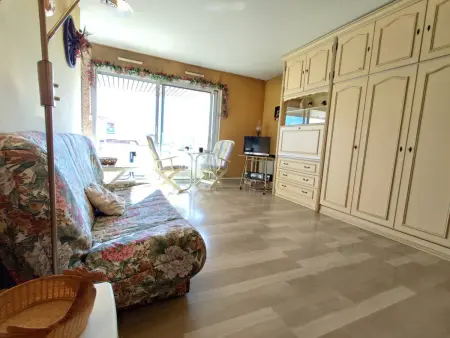 Studio pour 4 avec Terrasse ensoleillée, Parking privatif, à 250m des plages à Antibes - Photo 3