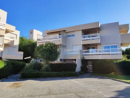 Studio pour 4 avec Terrasse ensoleillée, Parking privatif, à 250m des plages à Antibes - Photo 12