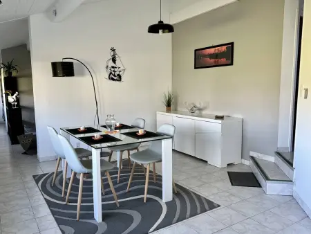 T2 Bis à Cambo-les-Bains avec jardin, parking et internet - Photo 3