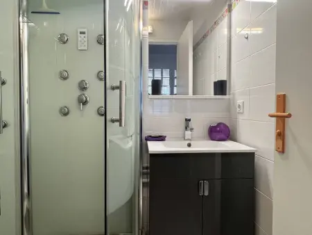 T2 Bis à Cambo-les-Bains avec jardin, parking et internet - Photo 14