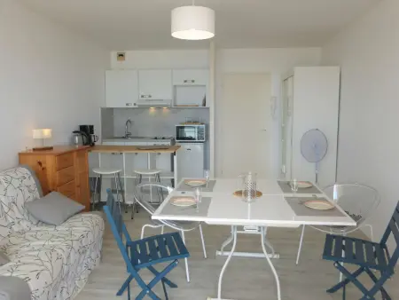Studio cabine 4 couchages, balcon vue mer, Saint-Gilles-Croix-de-Vie - Photo 10