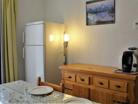 Appartement cosy à Risoul 1850, 3 pièces, 6 couchages, proche pistes et commerces, balcon ensoleillé - Photo 6