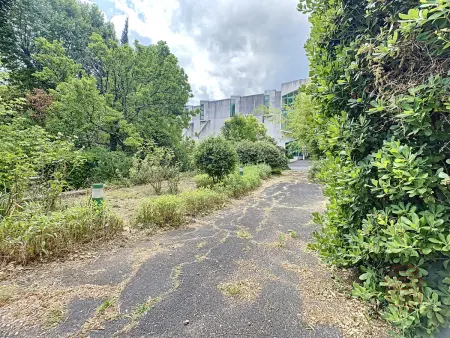 Charmant F2 climatisé avec terrasse, proche Thermes, parking privé, animaux acceptés - Photo 13