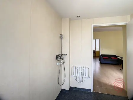 Appartement F2 climatisé avec terrasse et parking, proche des Thermes et du centre - Lamalou les Bains - Photo 8