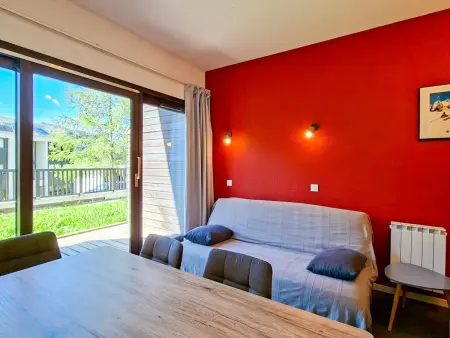 Appartement confortable au pied des pistes avec piscine et parking - Photo 1
