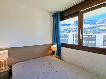 Appartement confortable au pied des pistes avec piscine et parking - Photo 4