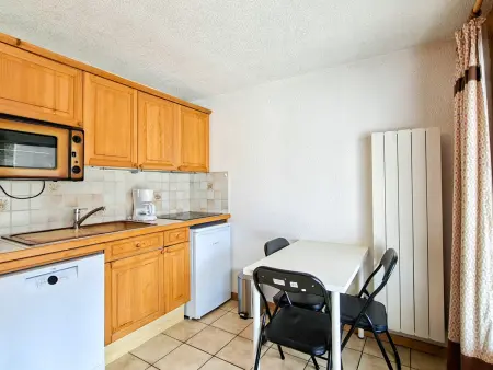 Studio confortable au centre station avec terrasse, animaux admis - Photo 3