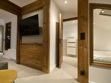 Appartement skis aux pieds, 2 cabines, WiFi, animaux admis - Photo 4