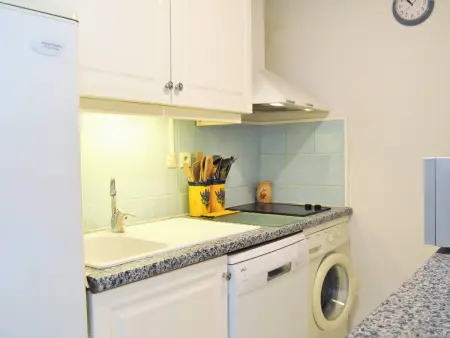 Appartement T2 climatisé avec piscine, terrasse et parking à 600m de la plage - Le Lavandou - Photo 8