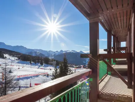 Appartement rénové 3 pièces, ski aux pieds, balcon - Photo 14