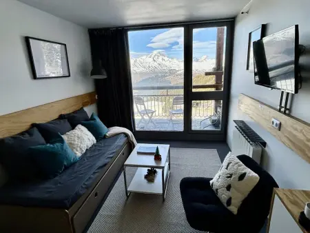 Studio rénové proche centre, balcon, 5 couchages, WIFI inclus - Photo 4