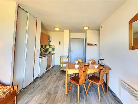 Appartement spacieux au pied des pistes avec balcon - Photo 4