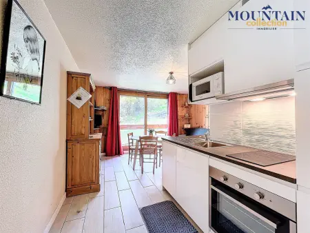Studio chaleureux, skis aux pieds, balcon sud avec vue pistes - Photo 2