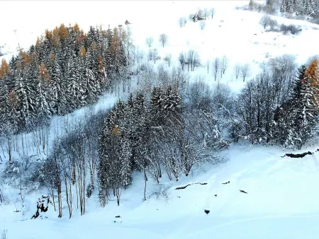 Studio chaleureux, skis aux pieds, balcon sud avec vue pistes - Photo 13