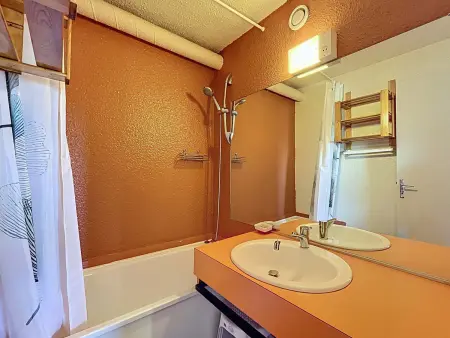 Appartement confortable au pied des pistes avec piscine - Photo 9