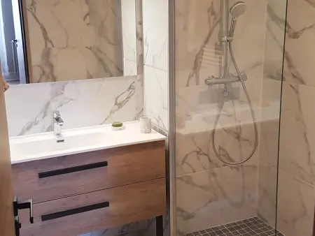 Appartement de Standing au Château avec Jardin Privatif - Photo 5