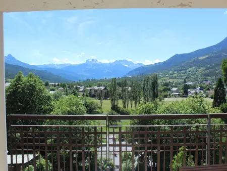 Studio cosy avec terrasse, accès piscine et animaux admis à Jausiers - Photo 3