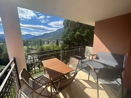 Studio cosy avec terrasse, accès piscine et animaux admis à Jausiers - Photo 4
