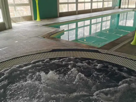 Studio cosy avec terrasse, accès piscine et animaux admis à Jausiers - Photo 10