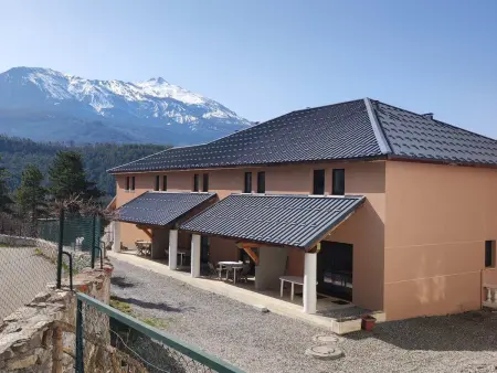 Appartement T3 à Jausiers avec Accès Piscine et Animaux Admis - Photo 9