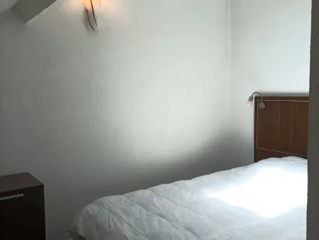 T2 dans château avec piscine, parking et animaux admis - Jausiers - Photo 5
