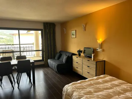 Studio à Jausiers, capacité 4 pers, terrasse sud, animaux admis - Photo 1