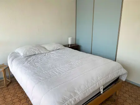 Appartement Climatisé 4 Couchages, Parking Privé, Proche Plage - Port-la-Nouvelle - Photo 7