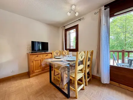 Agréable appartement au pied des pistes avec piscine - Photo 3