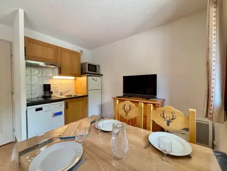 Agréable appartement au pied des pistes avec piscine - Photo 4