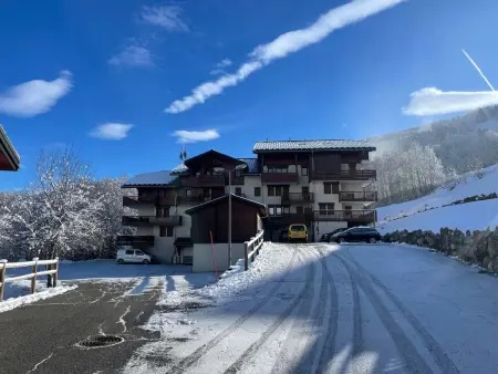 Agréable appartement au pied des pistes avec piscine - Photo 18