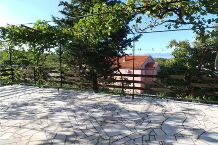 ap-06-kr, Appartement traditionnel à Kraljevica avec balcon - Photo 4
