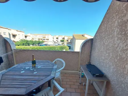 Studio cabine 4 pers, parking privé et piscine, Appartement 4 personnes à Marseillan Plage - Photo 2
