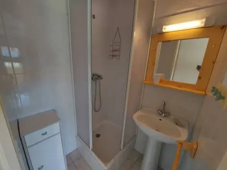 Studio cabine 4 pers, parking privé et piscine, Appartement 4 personnes à Marseillan Plage - Photo 8